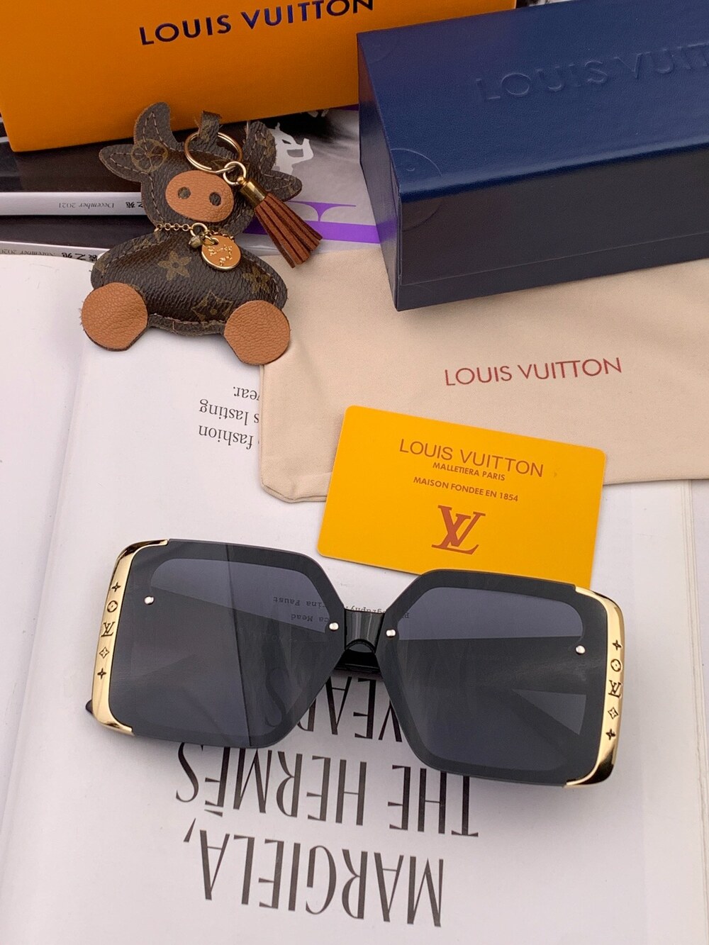Louis Vuitton Black Square Sunglasses